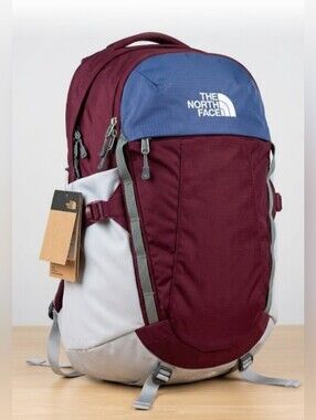 🔥NEW! The North Face Recon fullsize backpack NWT